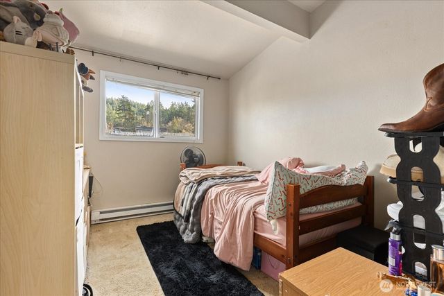 245 SE Croston Lane, Issaquah, WA 98027