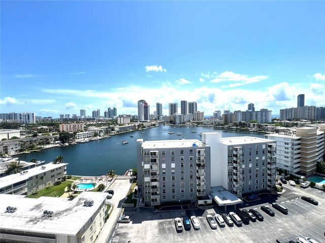 437 Golden Isles Dr 14G, Hallandale Beach, FL 33009
