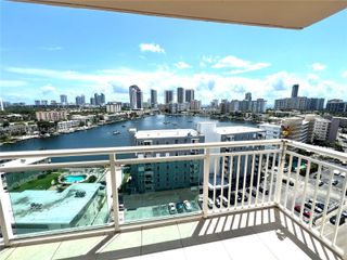 437 Golden Isles Dr 14G, Hallandale Beach, FL 33009