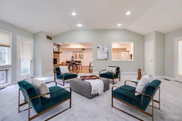 204 Brocdorf Drive, Wyoming, OH 45215