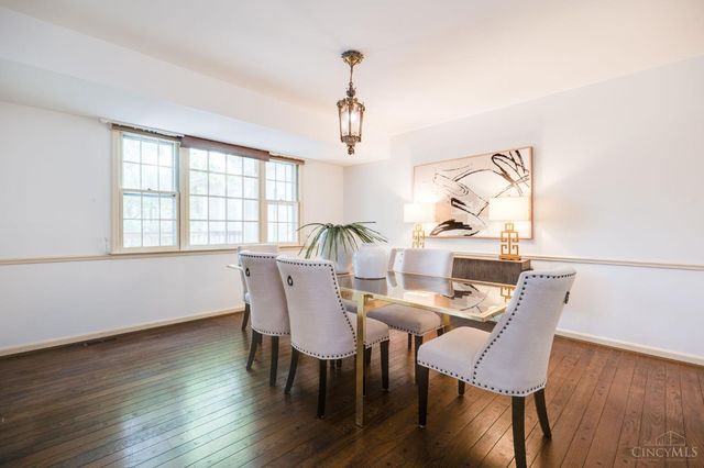 204 Brocdorf Drive, Wyoming, OH 45215