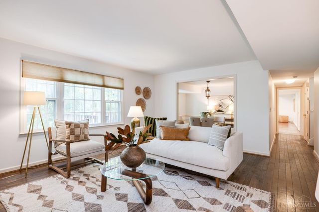 204 Brocdorf Drive, Wyoming, OH 45215