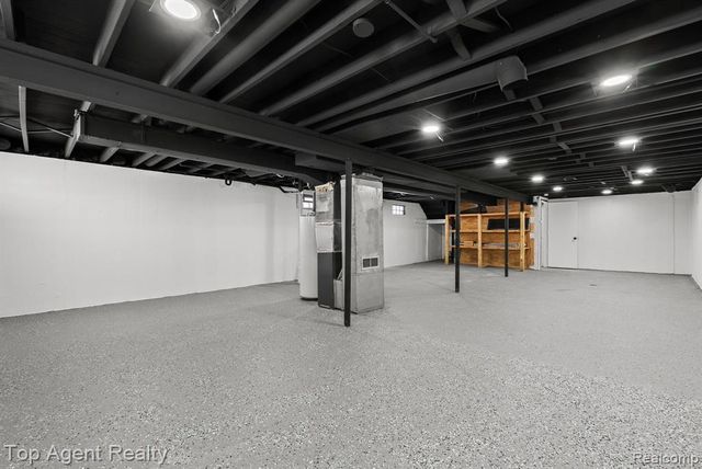 20222 Westhaven Avenue, Southfield, MI 48075