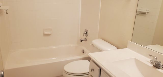 908 Foxglove Drive, Little Elm, TX 75068