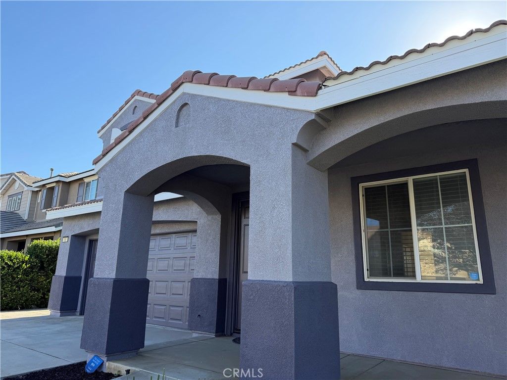 Image 2 of property listing at 88 Ivory, Beaumont, CA 92223