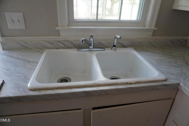 128 Harrison Avenue, Henderson, NC 27536