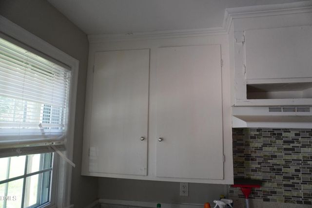 128 Harrison Avenue, Henderson, NC 27536