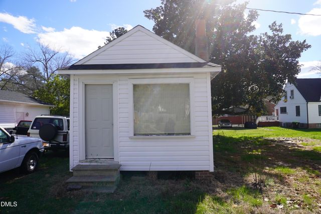 128 Harrison Avenue, Henderson, NC 27536