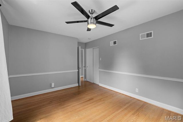 2956 Andover Drive, St Louis, MO 63121