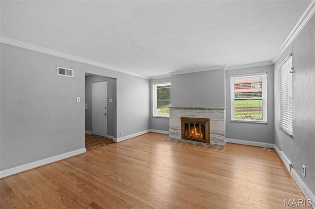 2956 Andover Drive, St Louis, MO 63121