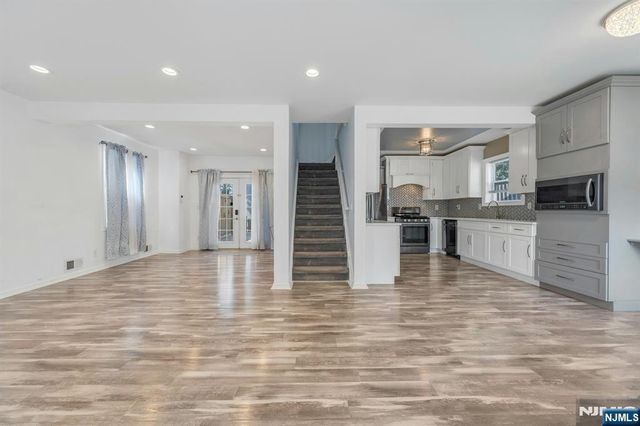 13 Magnolia Avenue, Kearny, NJ 07032
