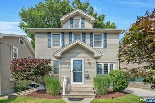 13 Magnolia Avenue, Kearny, NJ 07032