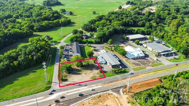 2701 Concord Farms Road, Concord, NC 28027