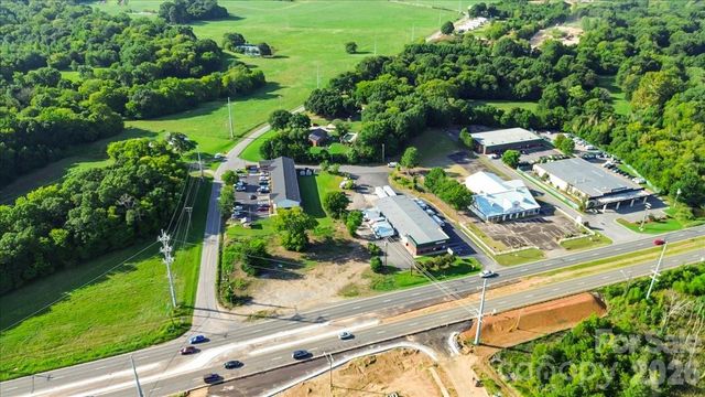 2701 Concord Farms Road, Concord, NC 28027