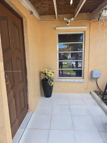 16242 SW 304th Ter, Homestead, FL 33033