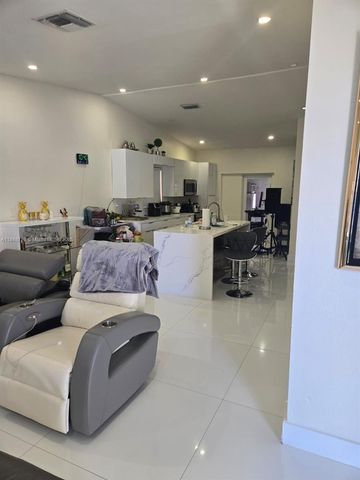 16242 SW 304th Ter, Homestead, FL 33033