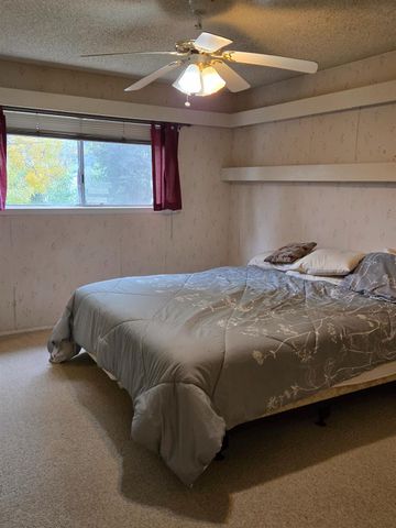 5867 E Club View Drive, Fresno, CA 93727