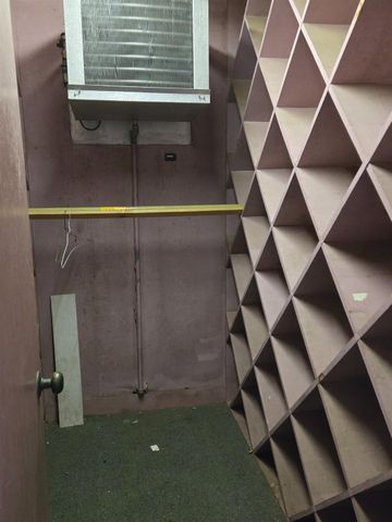 5867 E Club View Drive, Fresno, CA 93727