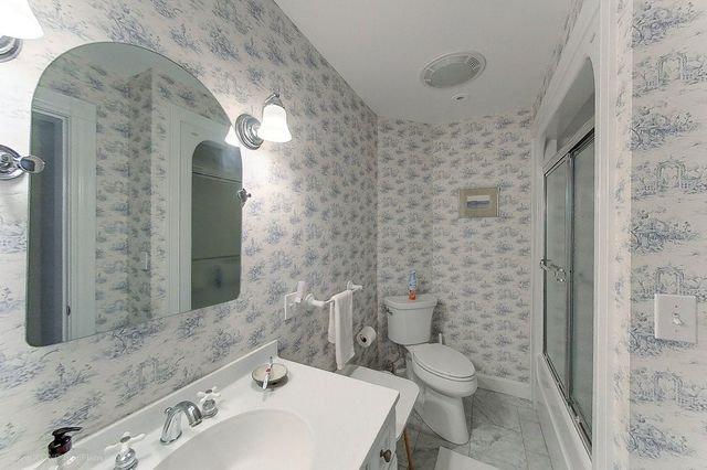 34 Catherine Street A, Newport, RI 02840