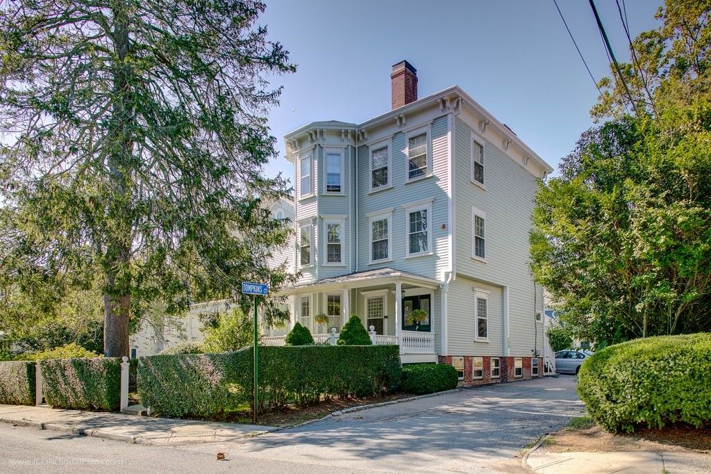 34 Catherine Street A, Newport, RI 02840
