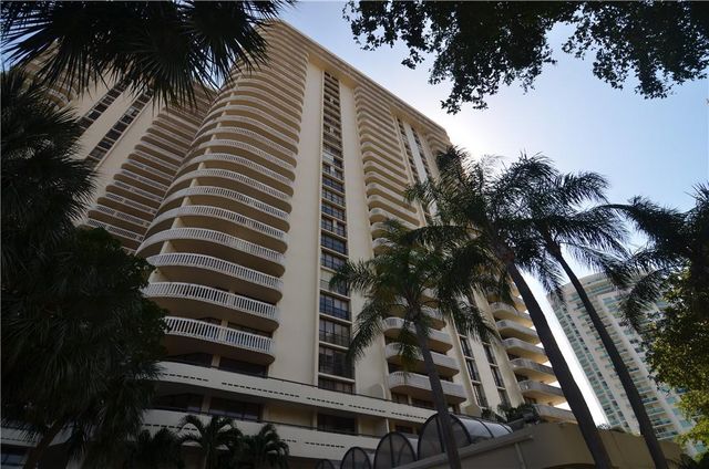 19355 Turnberry Way 7-L, Aventura, FL 33180