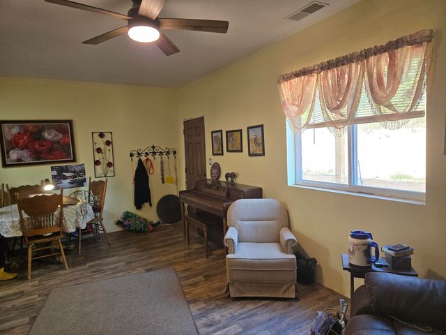 7378p Rr 7, Ava, MO 65608