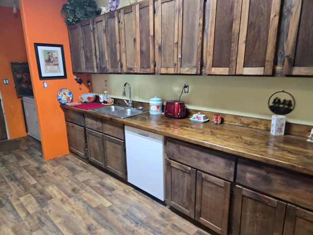 7378p Rr 7, Ava, MO 65608