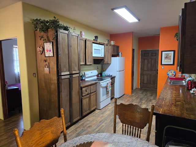 7378p Rr 7, Ava, MO 65608