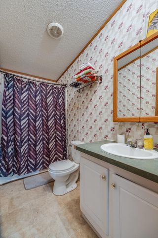 1953 Cotton Creek Road, Baker, FL 32531