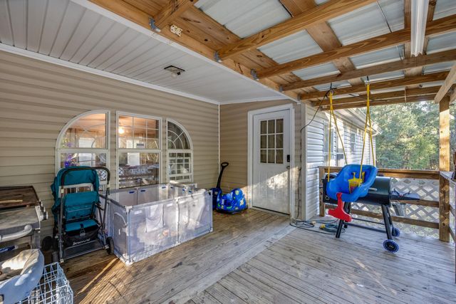 1953 Cotton Creek Road, Baker, FL 32531