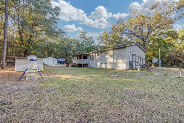 1953 Cotton Creek Road, Baker, FL 32531