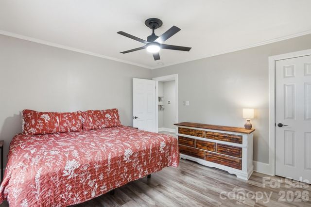 215 W Dallas Road, Stanley, NC 28164