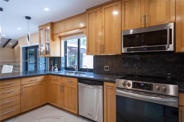 13565 SW 116th Ter 0, Miami, FL 33186