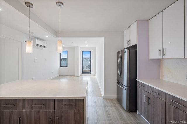 6296 Woodhaven Boulevard 6N, Rego Park, NY 11374