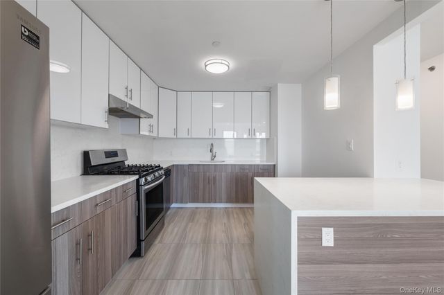 6296 Woodhaven Boulevard 6N, Rego Park, NY 11374