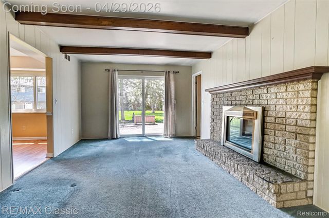 36365 6 Mile Road, Livonia, MI 48152