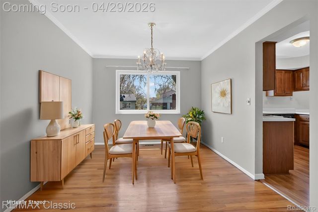 36365 6 Mile Road, Livonia, MI 48152