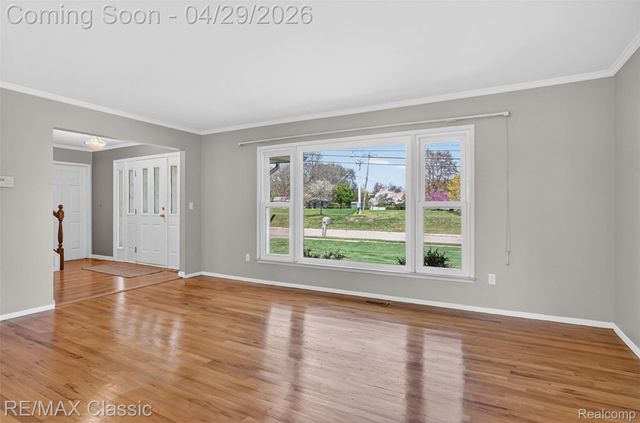 36365 6 Mile Road, Livonia, MI 48152