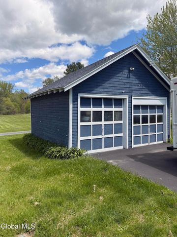 26 Springbrook Road, Brunswick, NY 12180