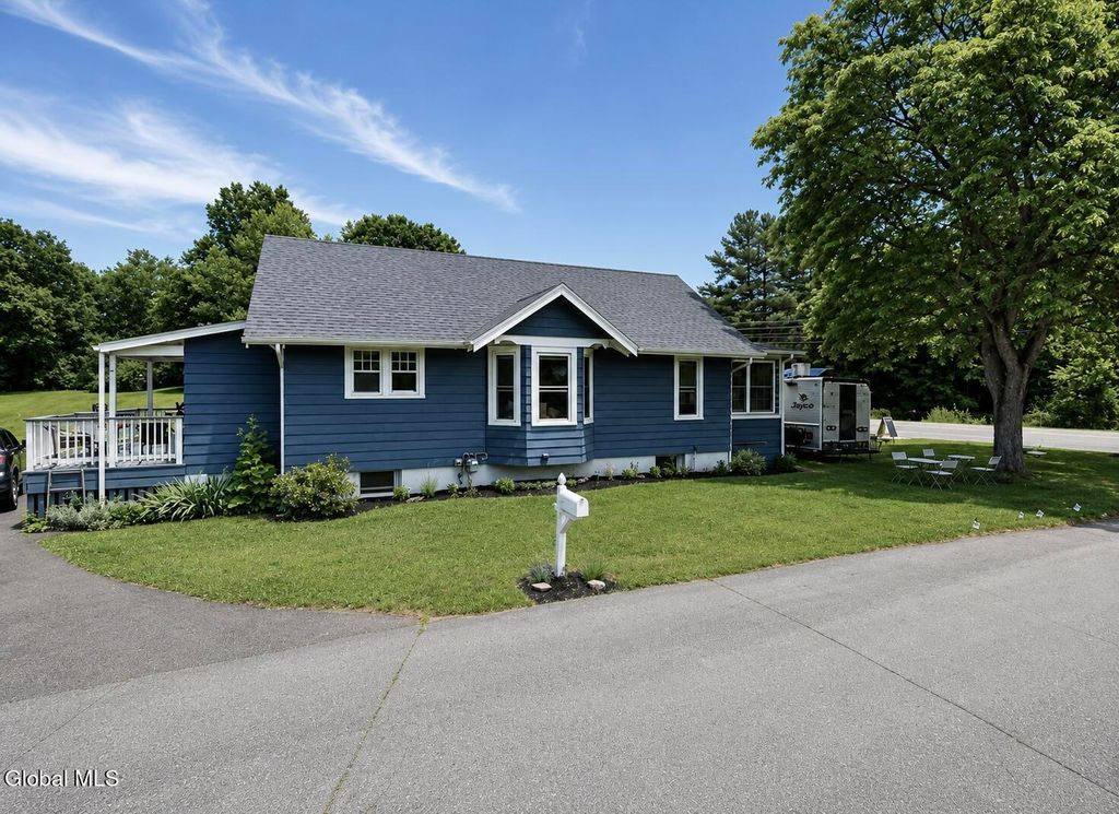 26 Springbrook Road, Brunswick, NY 12180