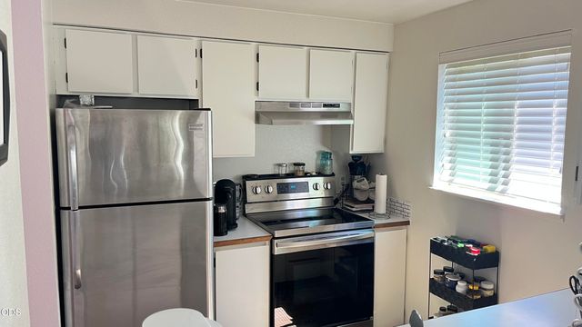9925 SW Trapper Terrace, Beaverton, OR 97008