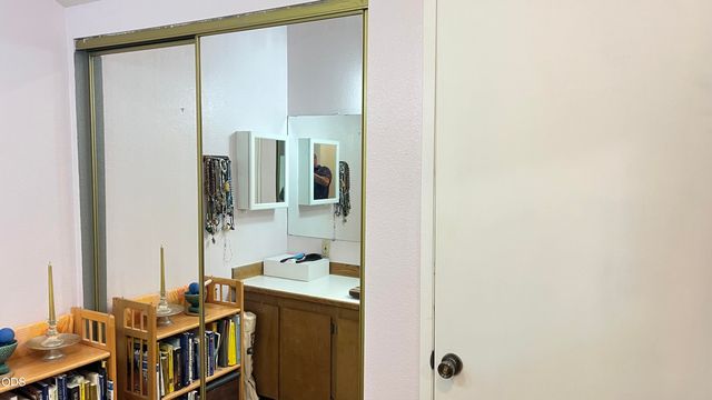 9925 SW Trapper Terrace, Beaverton, OR 97008
