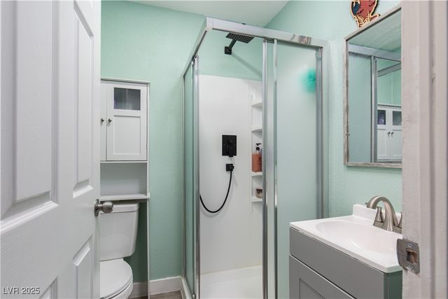 330 Sir Richard East Drive, Las Vegas, NV 89110