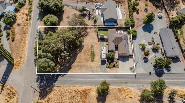 3109 Dunn Rd, Valley Springs, CA 95252