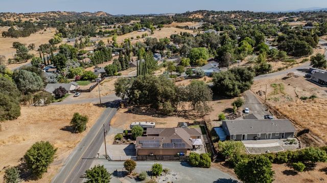 3109 Dunn Rd, Valley Springs, CA 95252