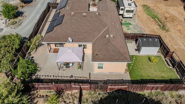 3109 Dunn Rd, Valley Springs, CA 95252