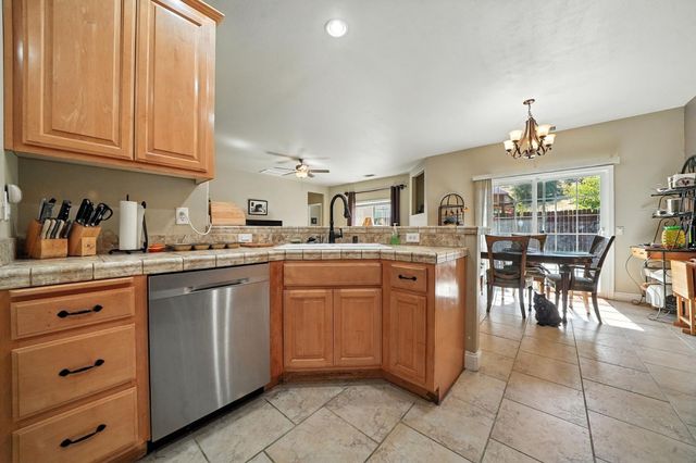 3109 Dunn Rd, Valley Springs, CA 95252