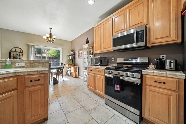 3109 Dunn Rd, Valley Springs, CA 95252