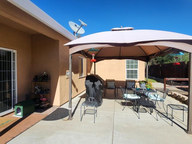 3109 Dunn Rd, Valley Springs, CA 95252