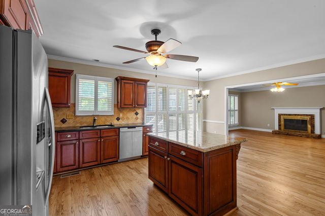 5451 Fripp Hollow NW, Acworth, GA 30101
